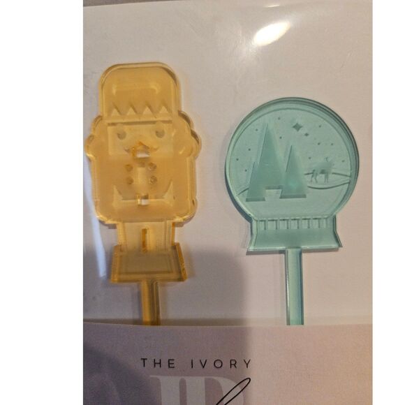 Holiday Theme Beverage Mixing Sticks by The Ivory Palm - Picture 7 of 7